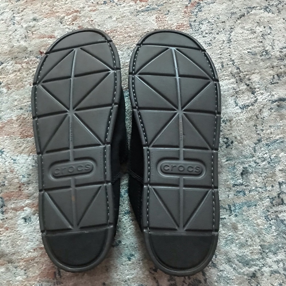 Men’s Crocs - Picture 3 of 3